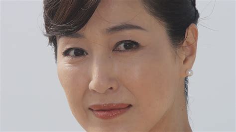 高島礼子 濡れ場|レースクイーンから女優に…濡れ場でバストを披露、元夫の1億。